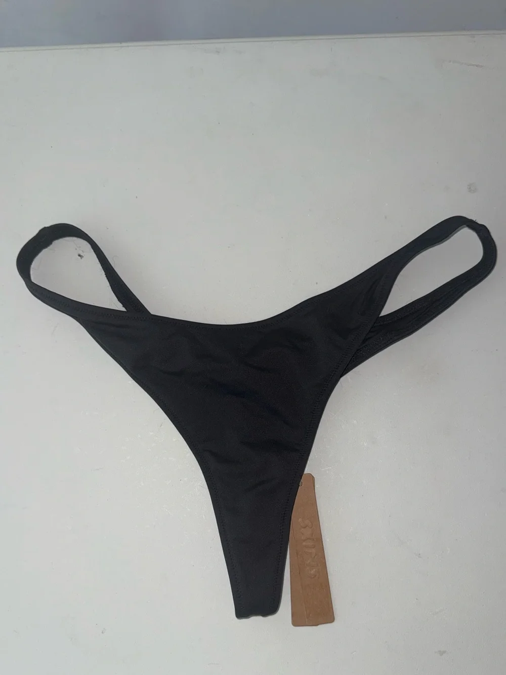 Skims Signature Swim Thong Onyx Medium